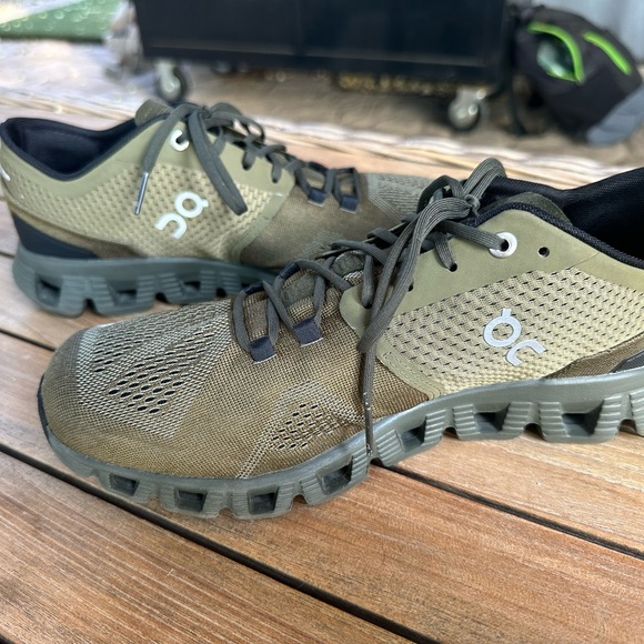 On Running Shoes Olive Army Green Athletic Sneakers Walking Work✨Like New - Picture 6 of 7
